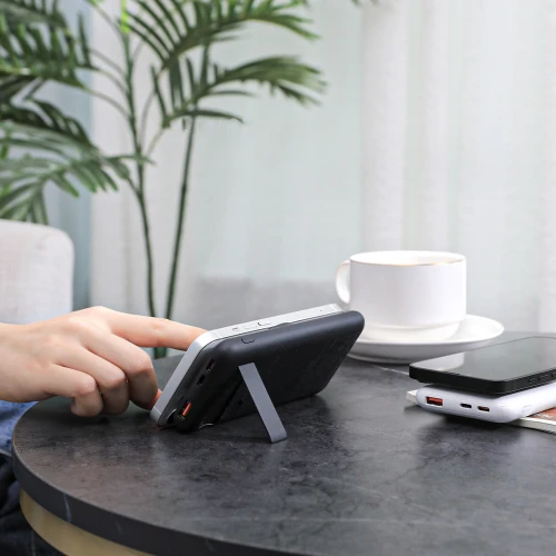 Powerbank Aukey PB-WL02I 10000mAh USB-C Lightning MagAir