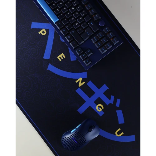 Podkładka SOKU x Pengu Limited Edition - 900x400mm