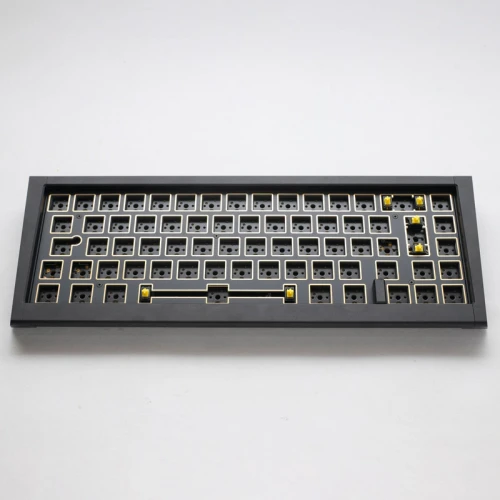 Klawiatura Ducky Outlaw 65, Barebone - czarna (ANSI)