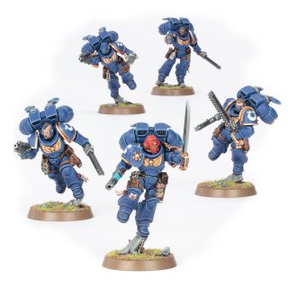 Warhammer 40000 Space Marines Assault Intercessors with Jump Packs
